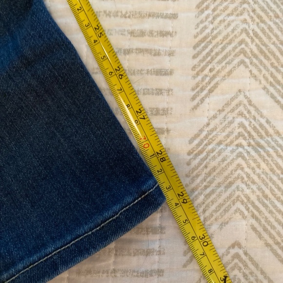 Levi's 535 Super Skinny Dark Wash Sz 26 - Picture 3 of 11